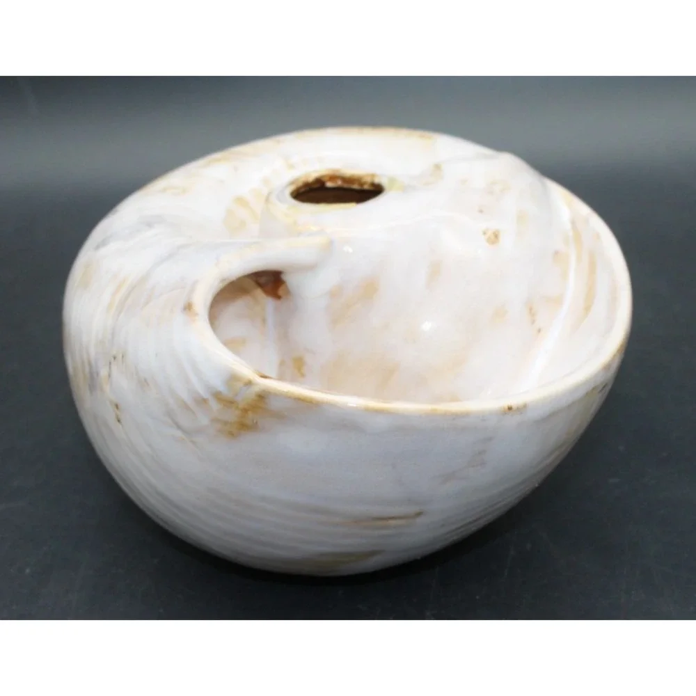 Pier 1 Nautilus Shell Vase Planter Coastal Beach Decor Ceramic 7in Cream Tan